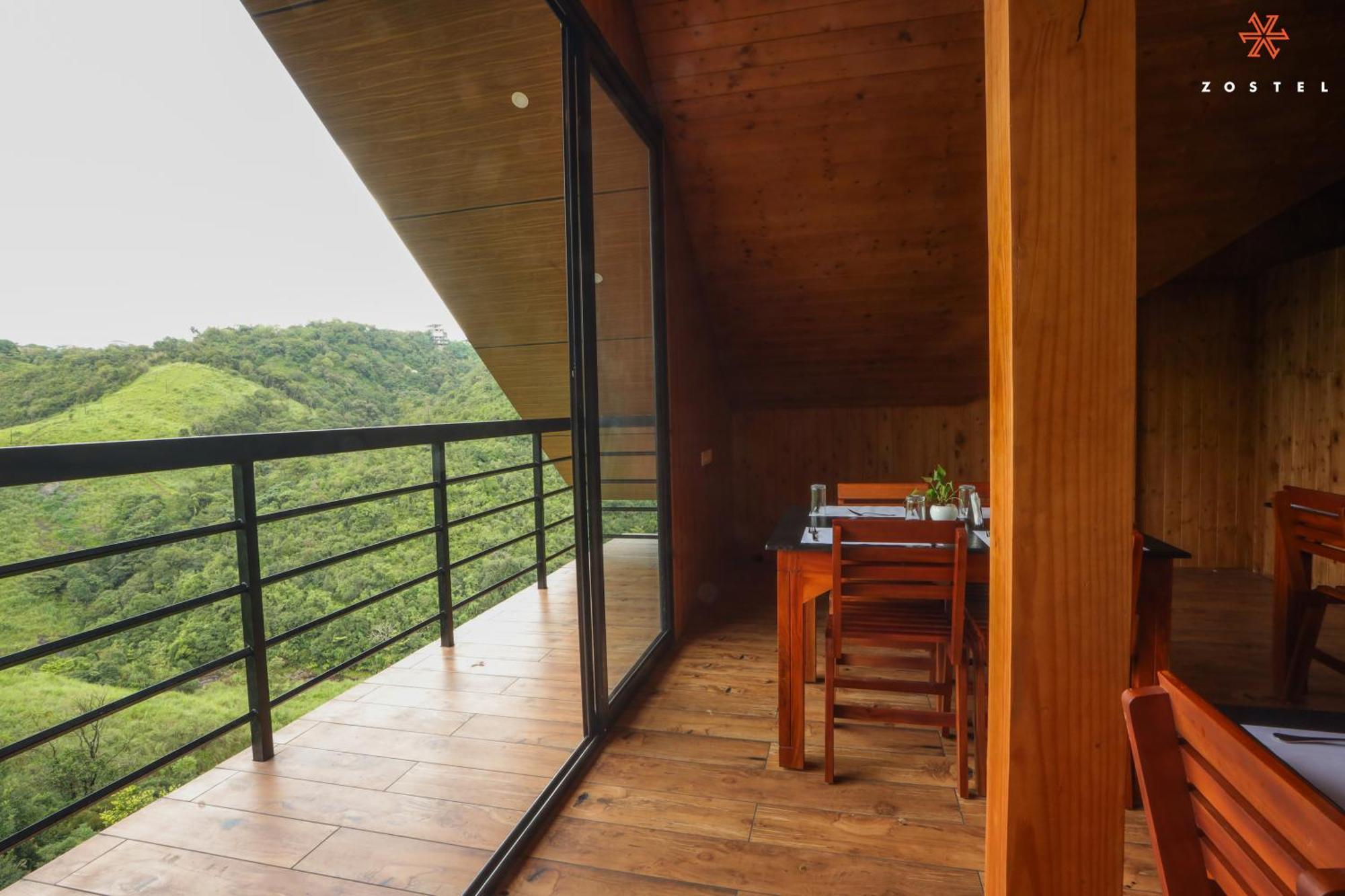 Zostel Vagamon Hostel Exterior photo
